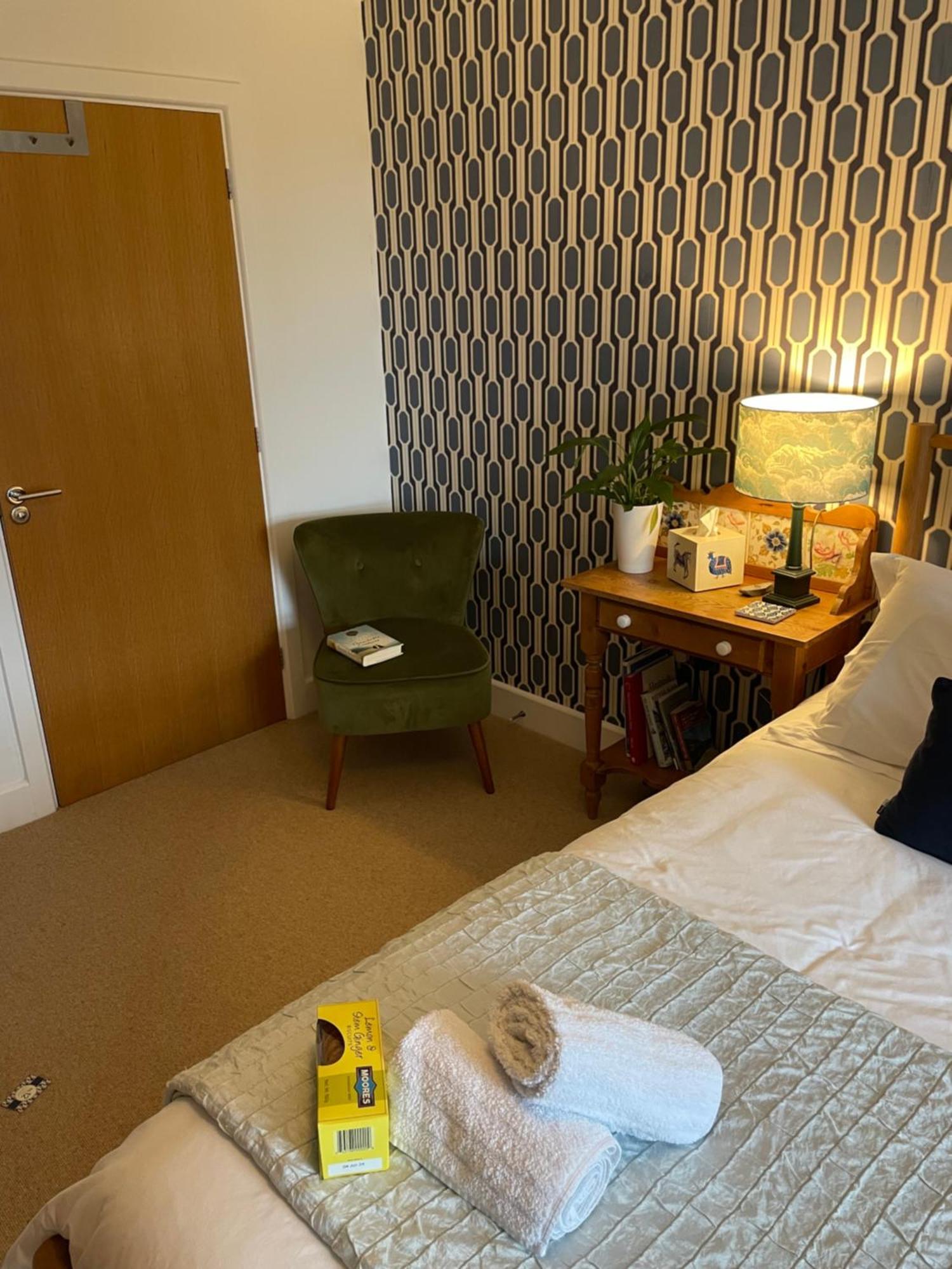 No 12 Bed and Breakfast Λάιμ Ρέγκις Εξωτερικό φωτογραφία