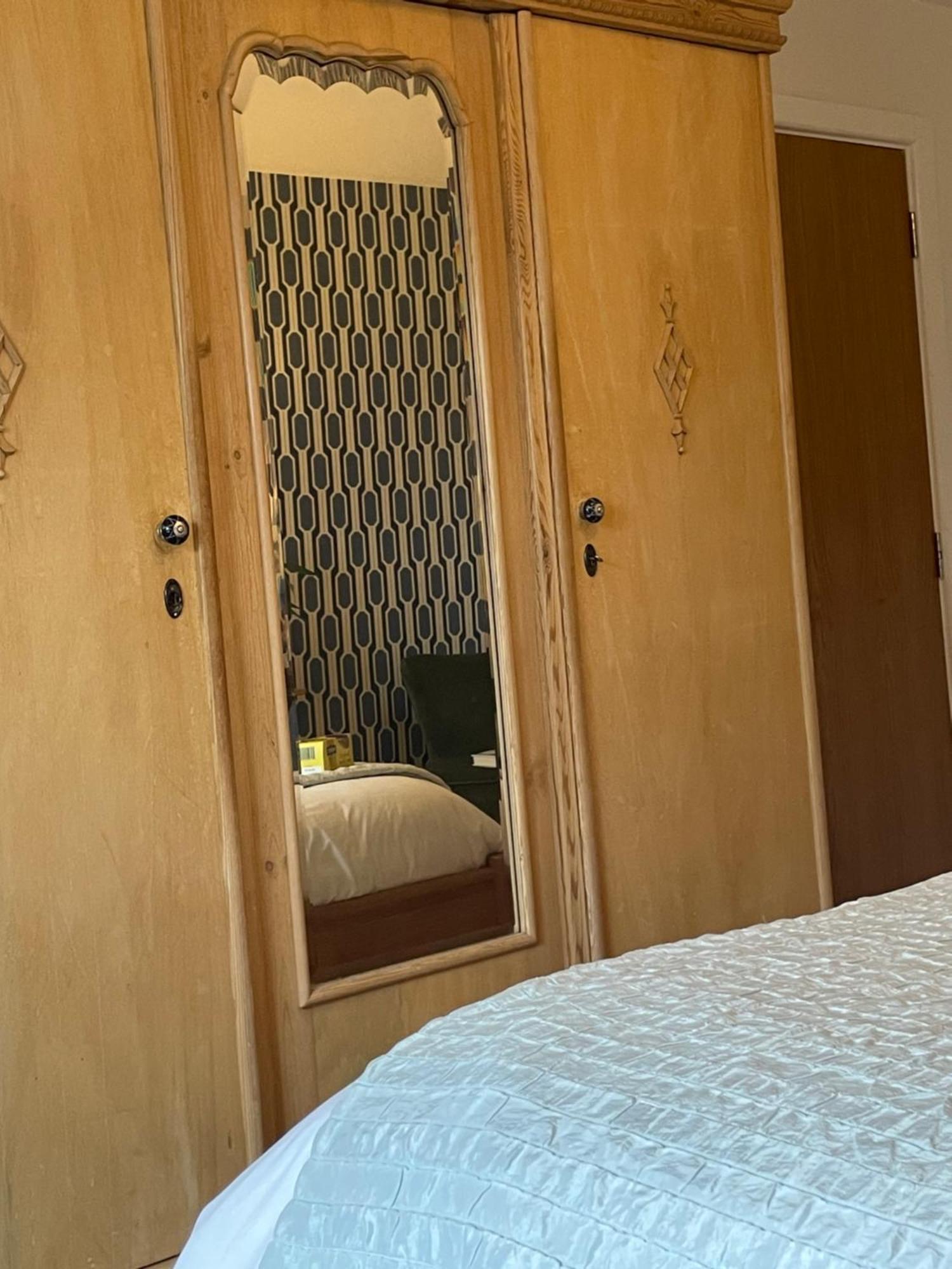 No 12 Bed and Breakfast Λάιμ Ρέγκις Εξωτερικό φωτογραφία
